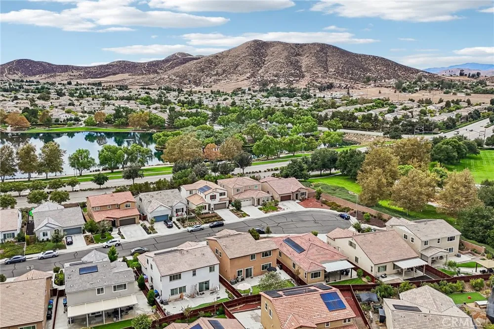 29292 Caravel Drive Menifee, CA 92585