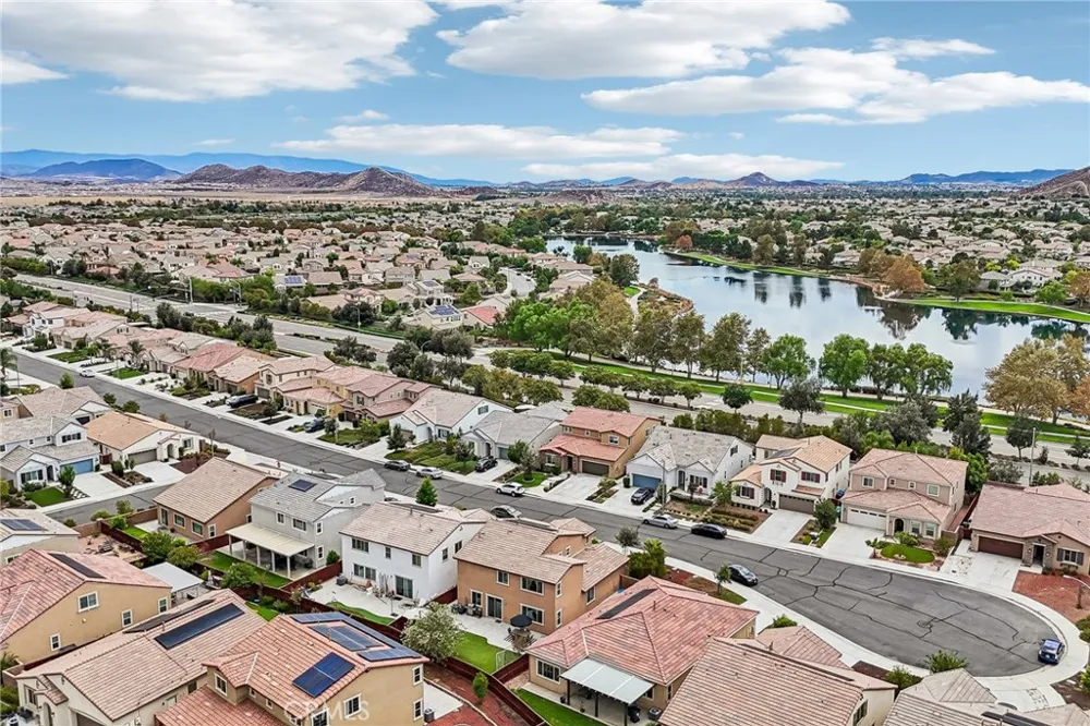 29292 Caravel Drive Menifee, CA 92585