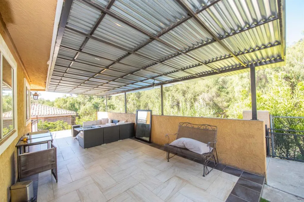 2715 S Centre City Parkway Escondido, CA 92025