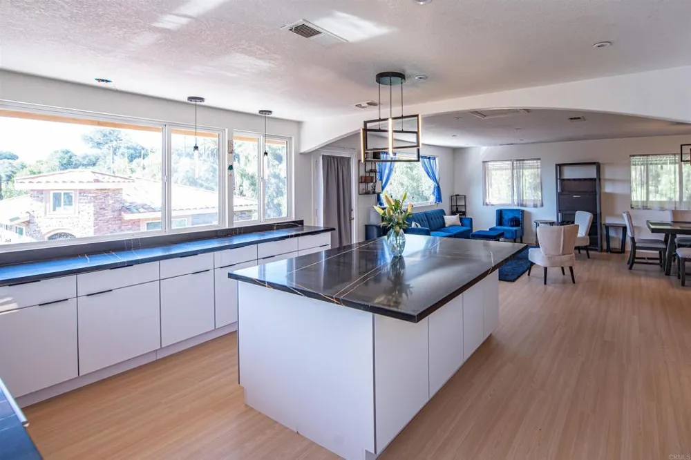 2715 S Centre City Parkway Escondido, CA 92025