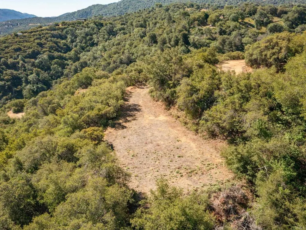 17 Bobcat Trail Santa Ysabel, CA 92070