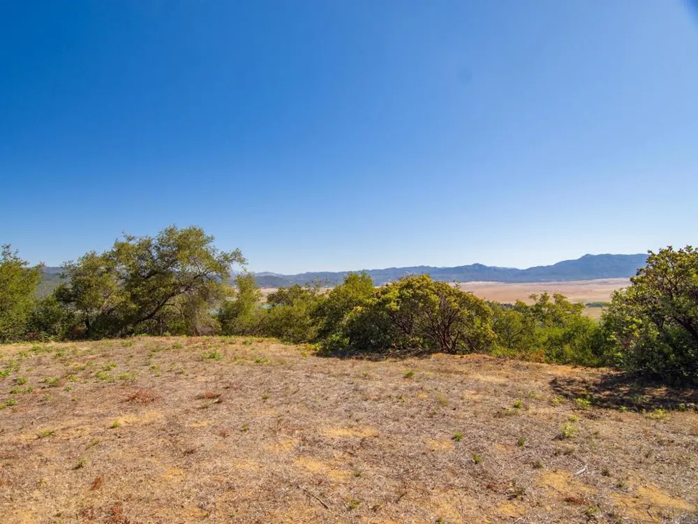 17 Bobcat Trail Santa Ysabel, CA 92070