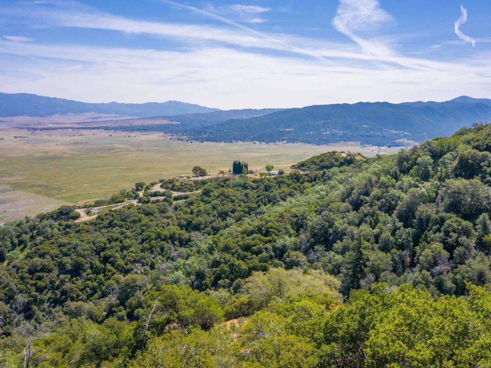 17 Bobcat Trail Santa Ysabel, CA 92070