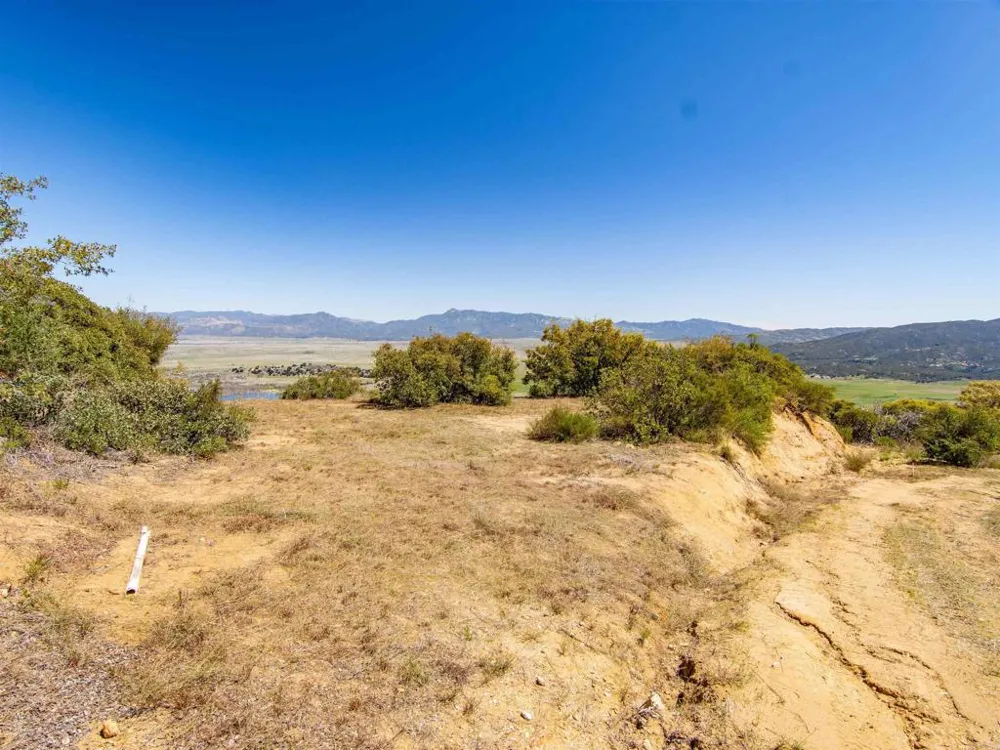 17 Bobcat Trail Santa Ysabel, CA 92070