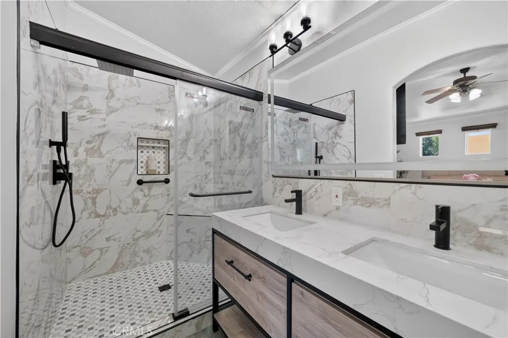 63 Mallorn Aliso Viejo, CA 92656