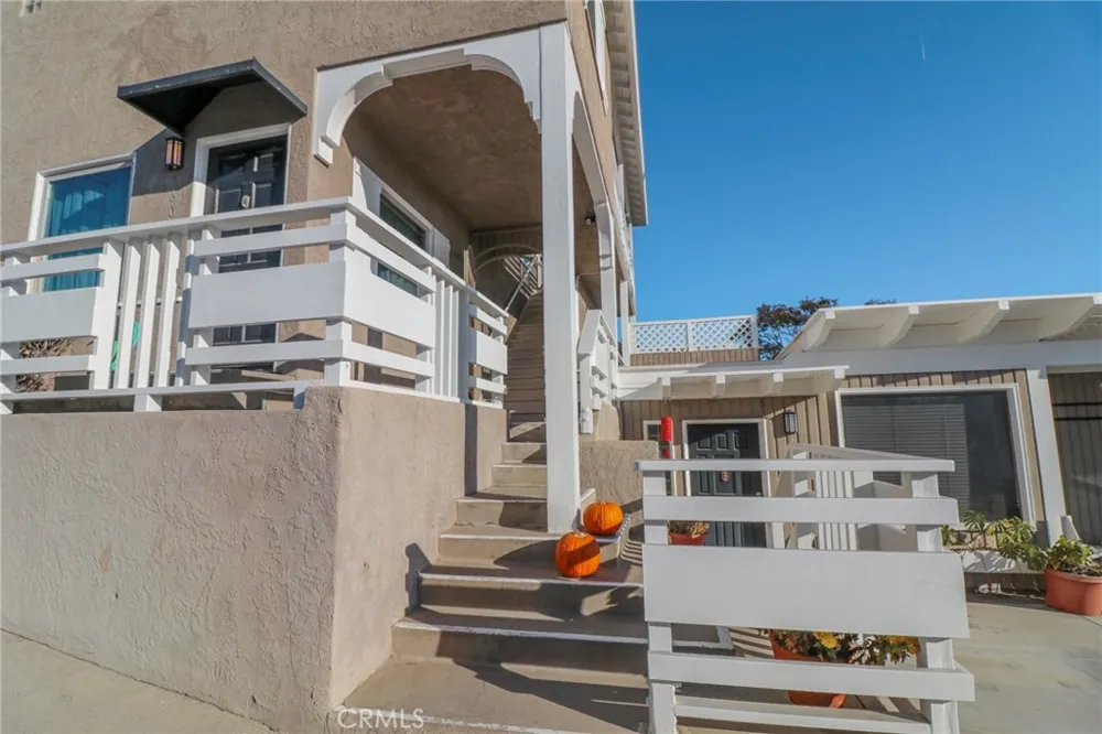 1190 Coast Laguna Beach, CA 92651