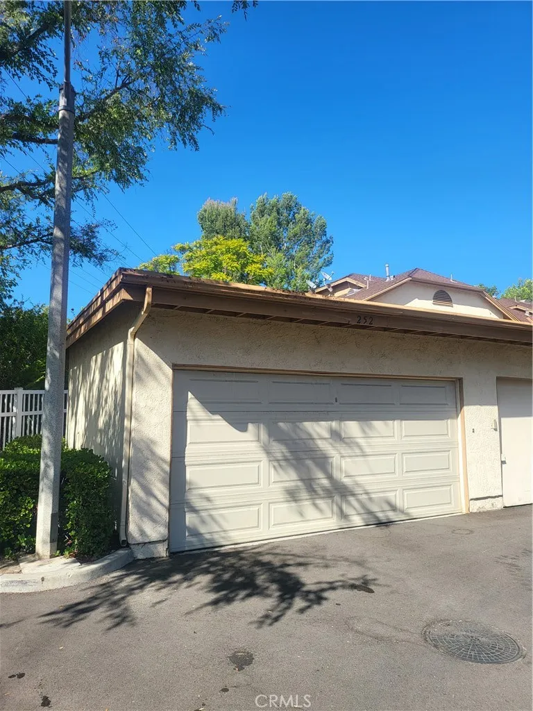 2350 Sutter Fullerton, CA 92833