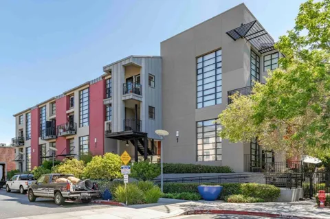 350 E Mission Street #223