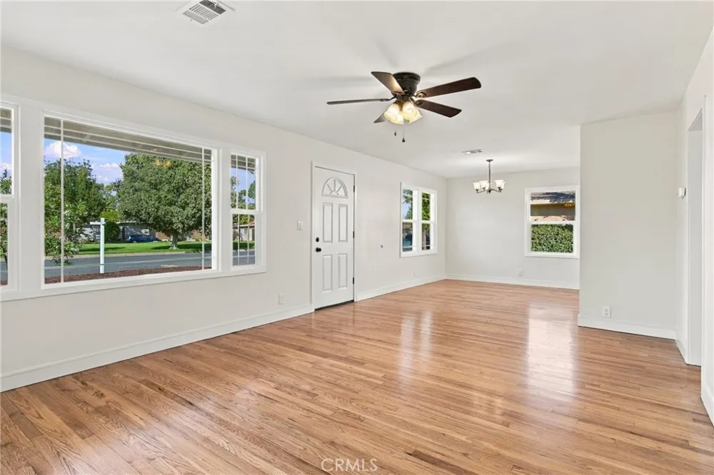 1438 W 19th Merced, CA 95340
