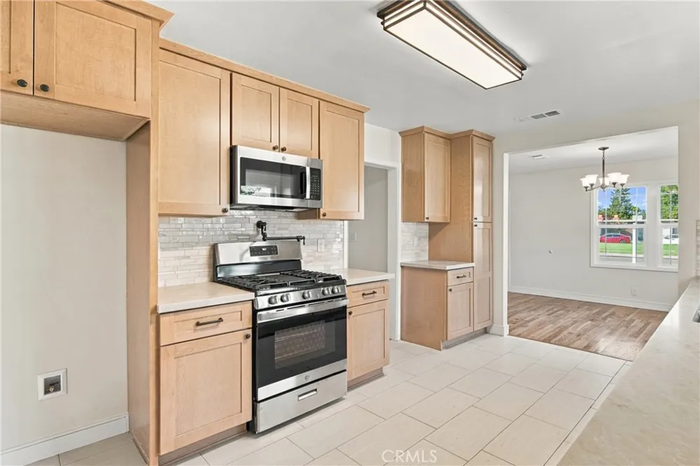 1438 W 19th Merced, CA 95340