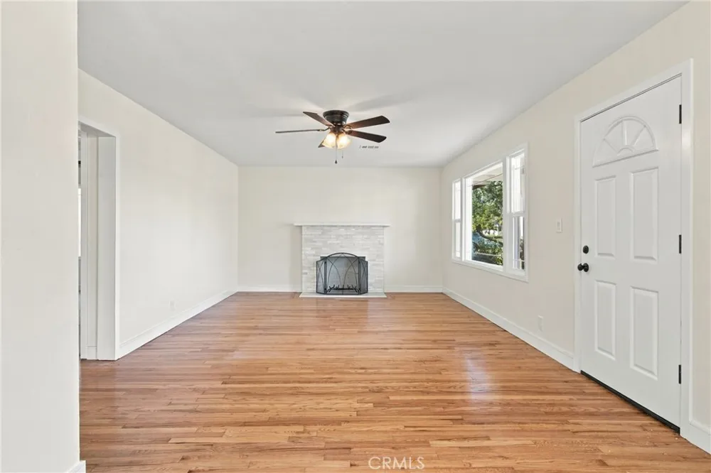 1438 W 19th Merced, CA 95340