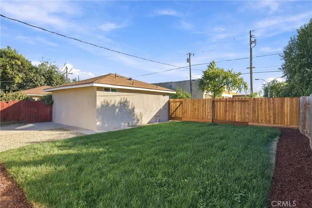 1438 W 19th Merced, CA 95340