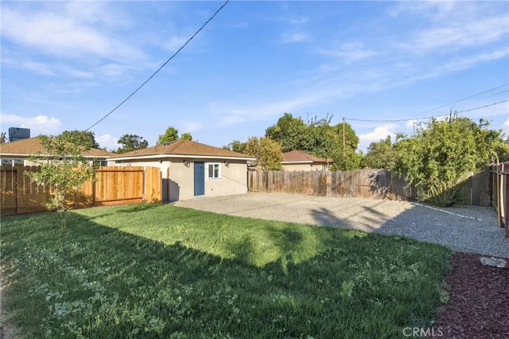 1438 W 19th Merced, CA 95340