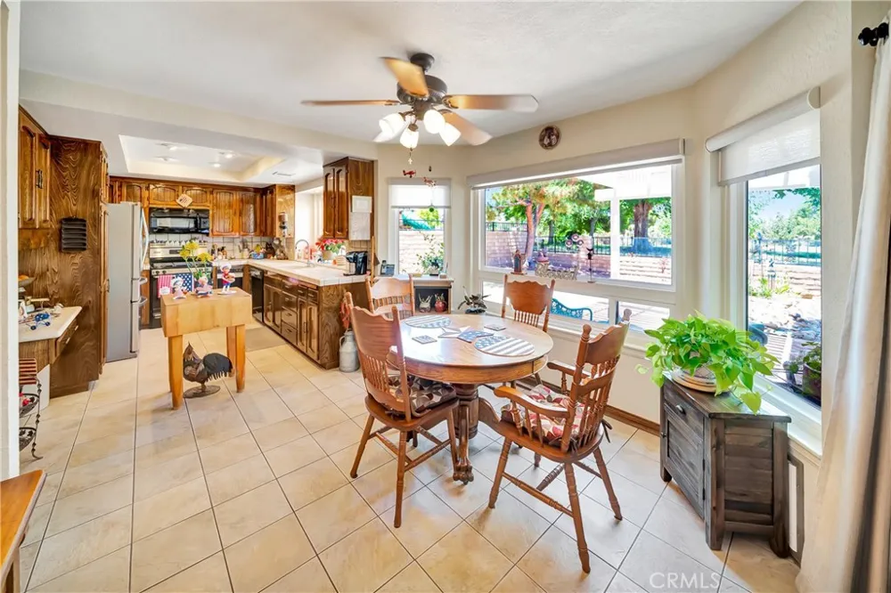 433 Fairway Palmdale, CA 93551