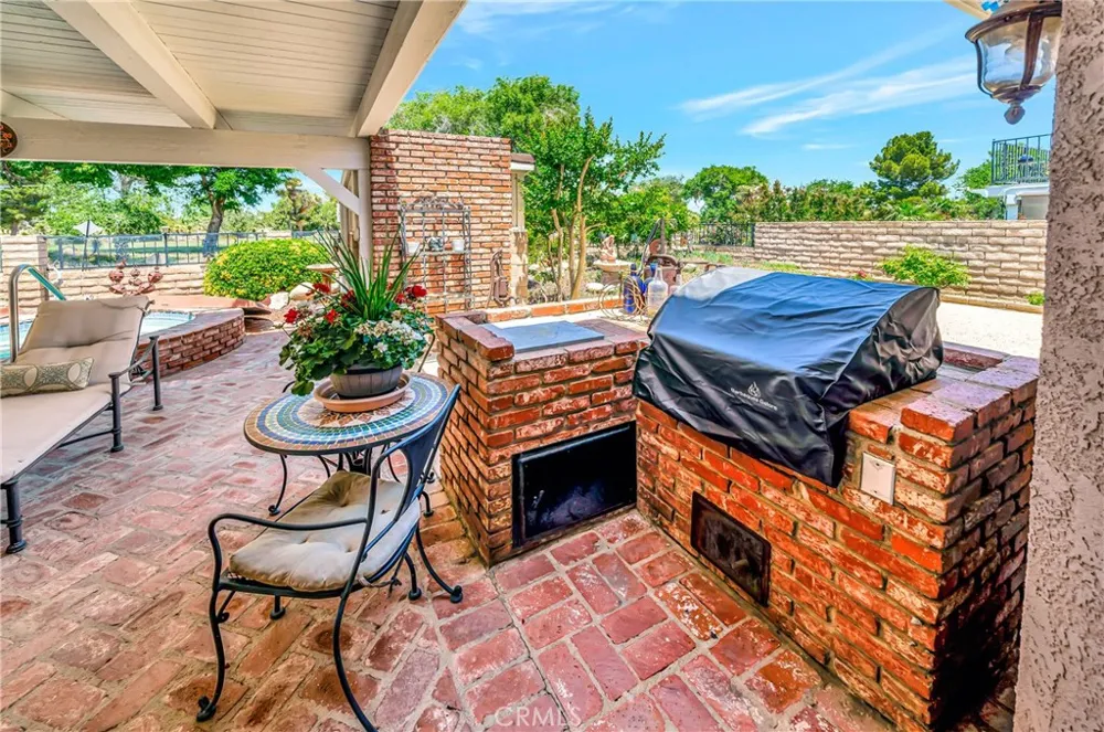 433 Fairway Palmdale, CA 93551