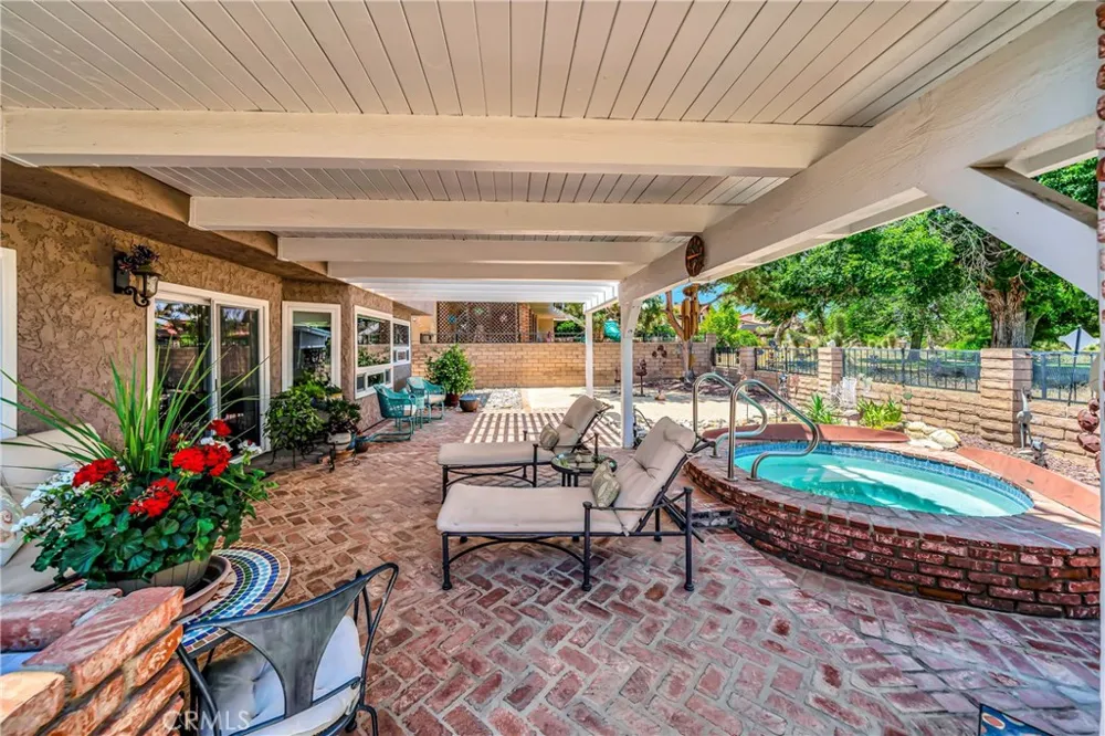 433 Fairway Palmdale, CA 93551