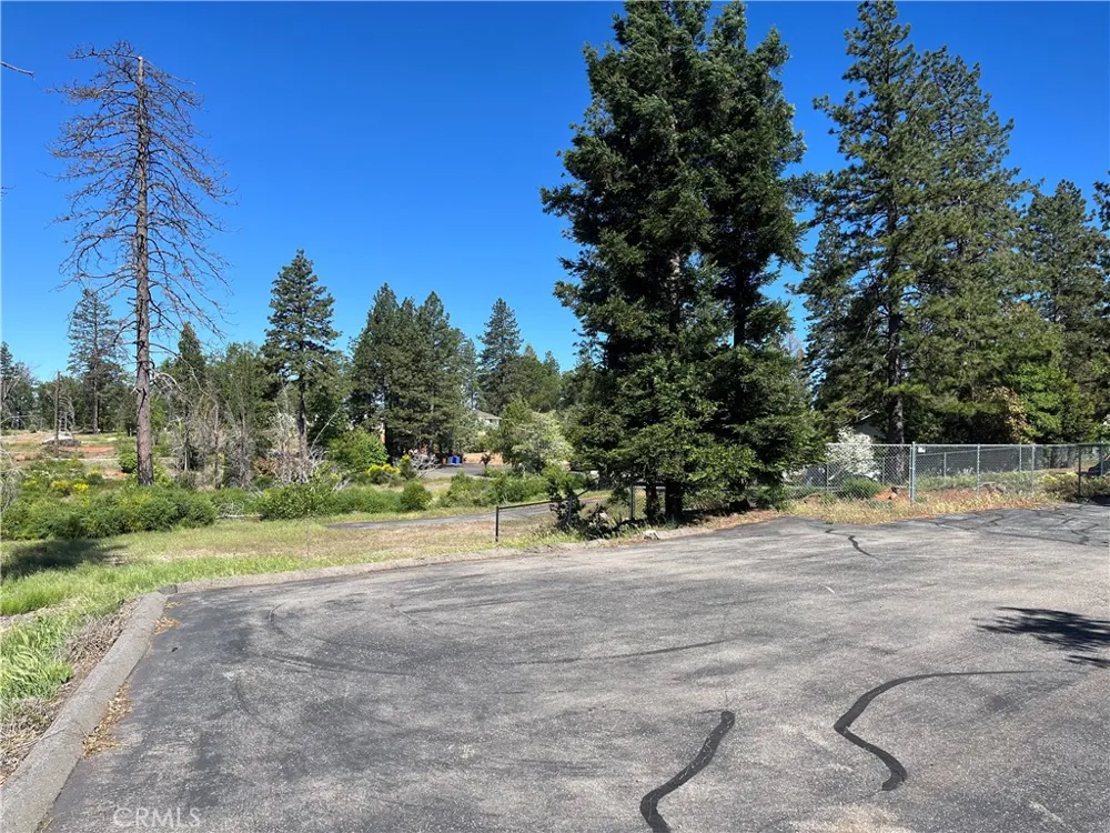 13681 Skyway Magalia, CA 95954