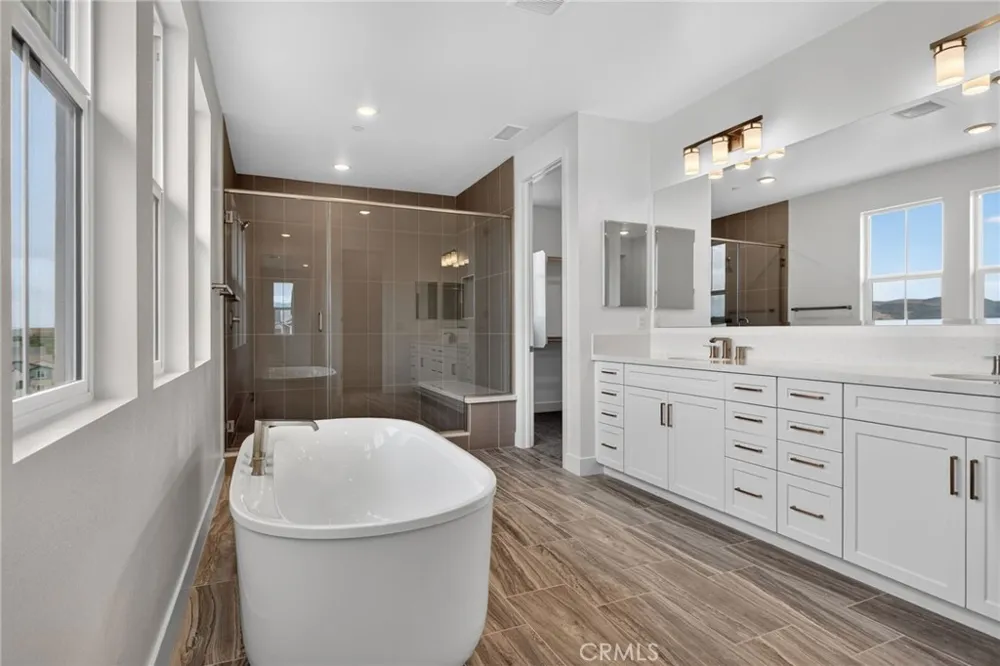 842 Heather Road Rancho Mission Viejo, CA 92694