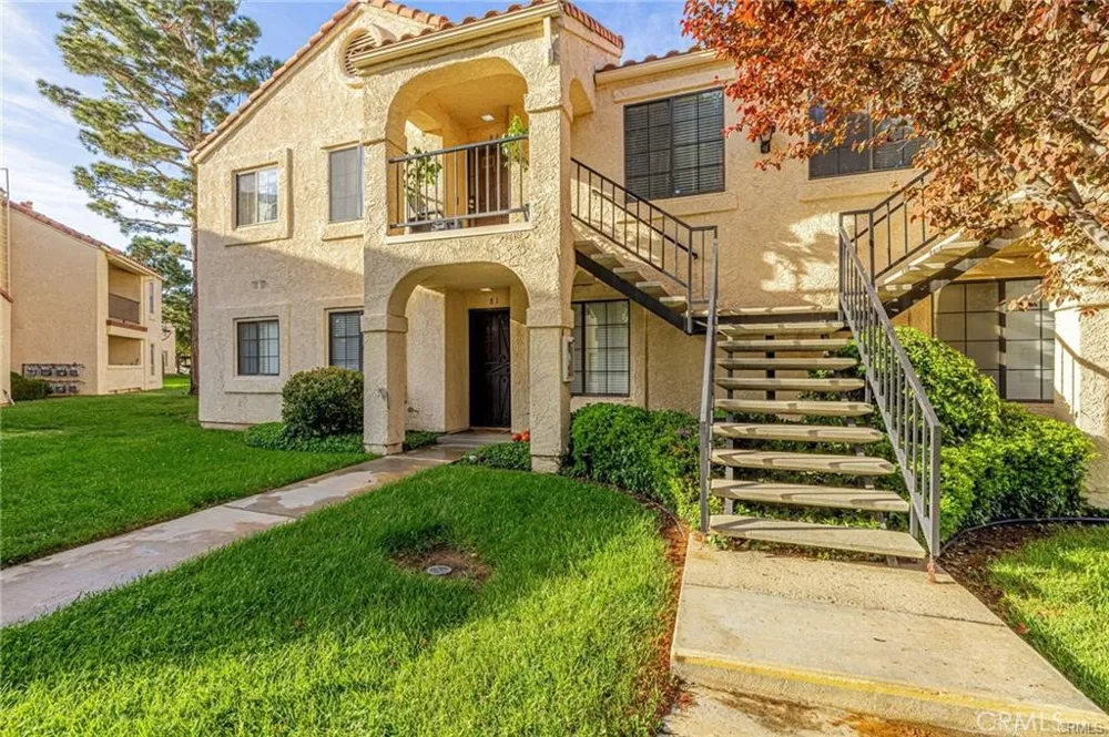 2554 Olive #82 Palmdale, CA 93550