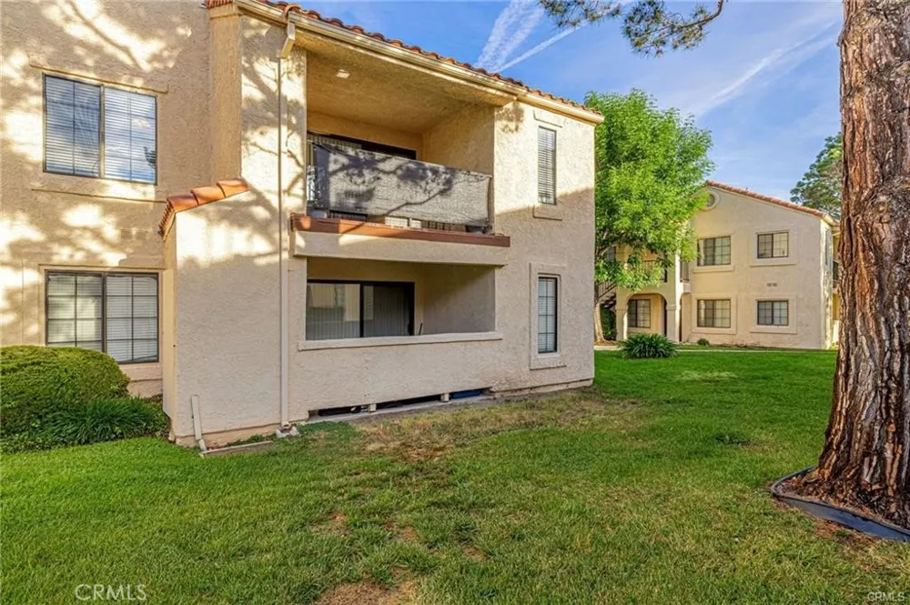 2554 Olive #82 Palmdale, CA 93550