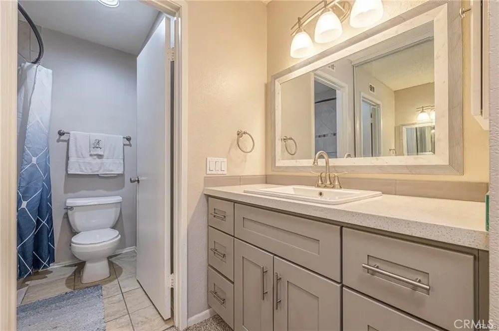 2554 Olive #82 Palmdale, CA 93550