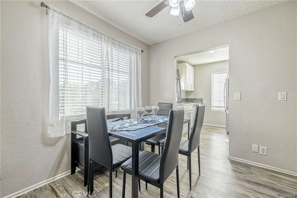 2554 Olive #82 Palmdale, CA 93550