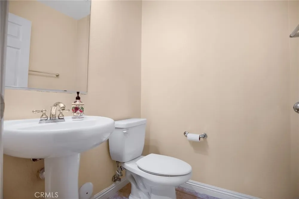 26 St. Mays Rd. Ladera Ranch, CA 92694