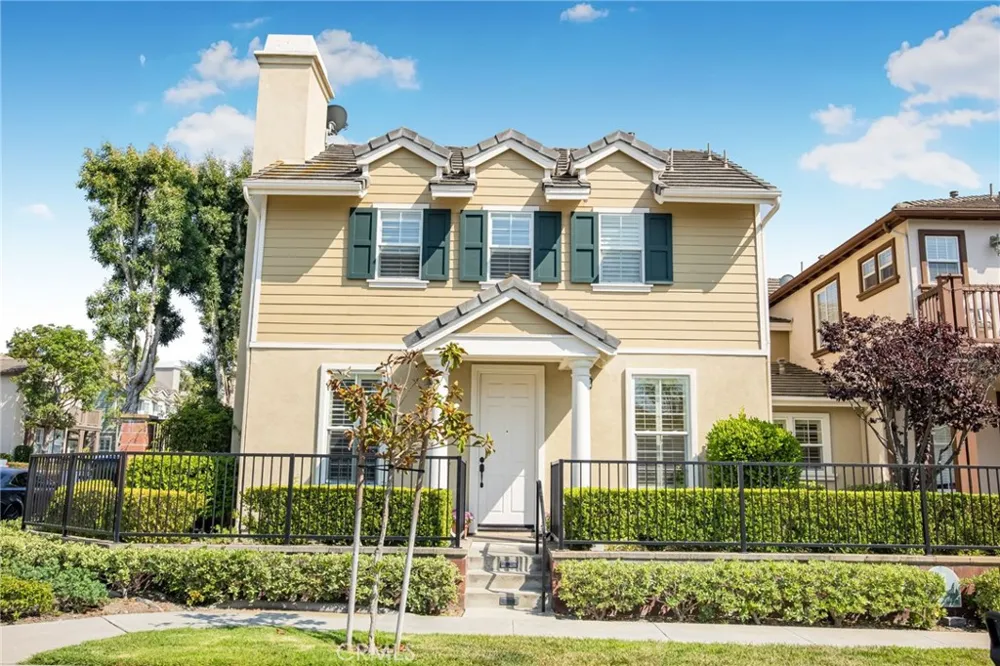 26 St. Mays Rd. Ladera Ranch, CA 92694