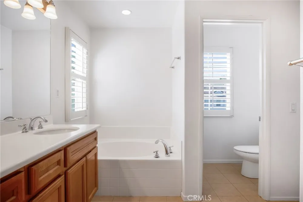 26 St. Mays Rd. Ladera Ranch, CA 92694