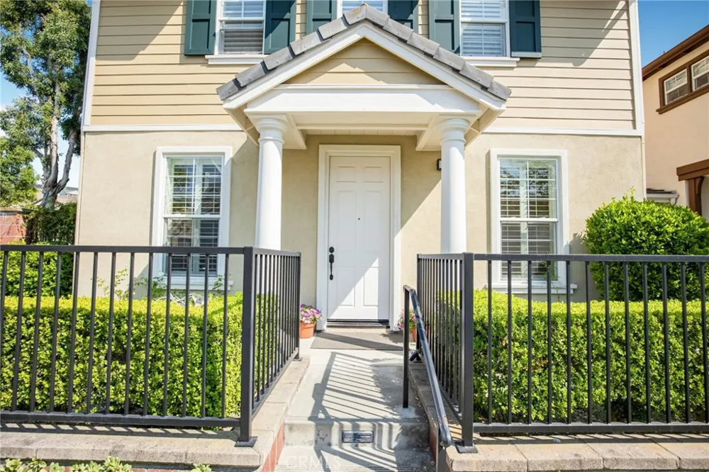 26 St. Mays Rd. Ladera Ranch, CA 92694