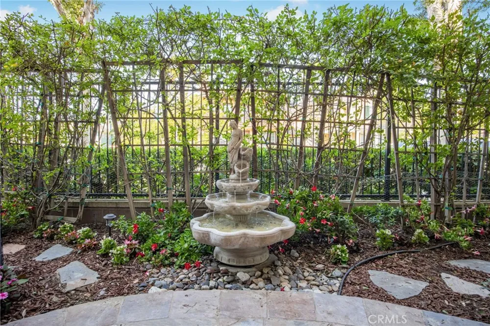 26 St. Mays Rd. Ladera Ranch, CA 92694