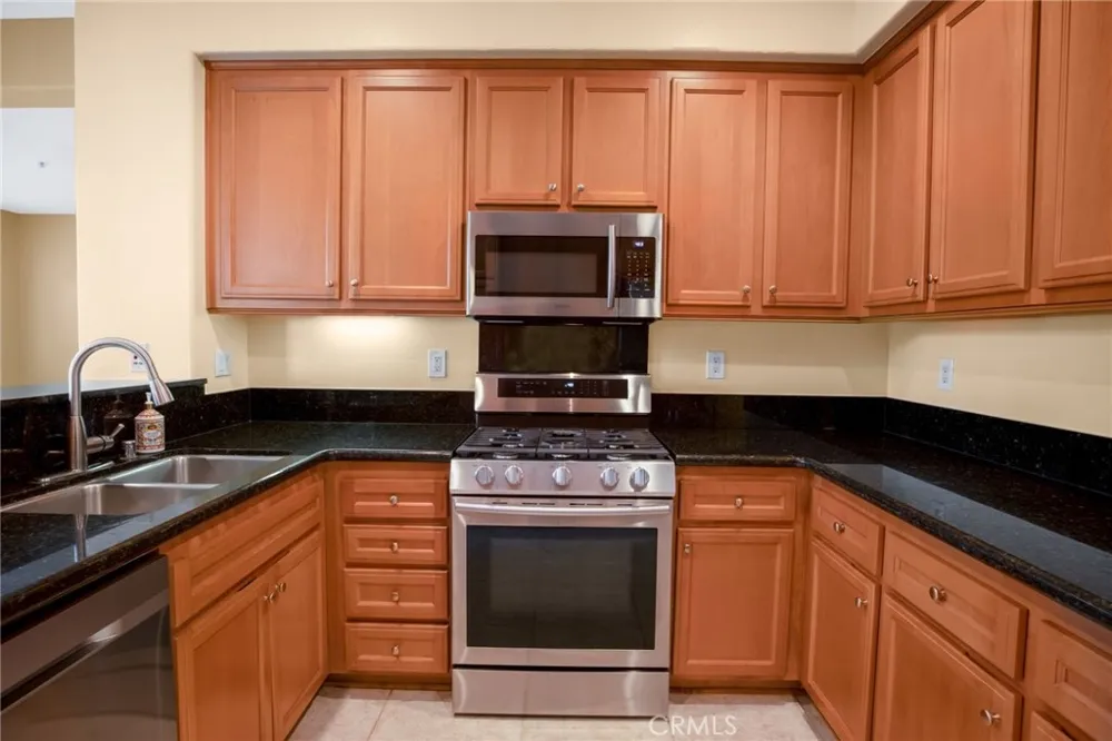 26 St. Mays Rd. Ladera Ranch, CA 92694