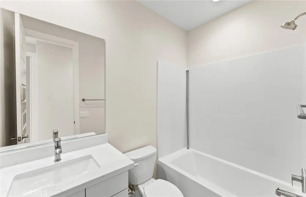 100 Pickwick Lane Burbank, CA 91506