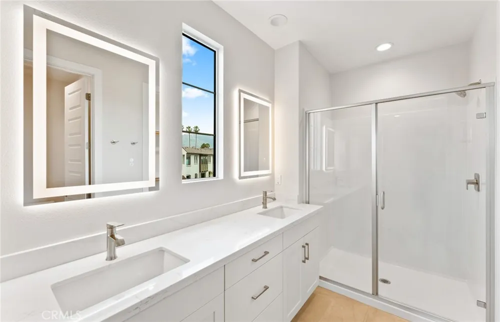 100 Pickwick Lane Burbank, CA 91506