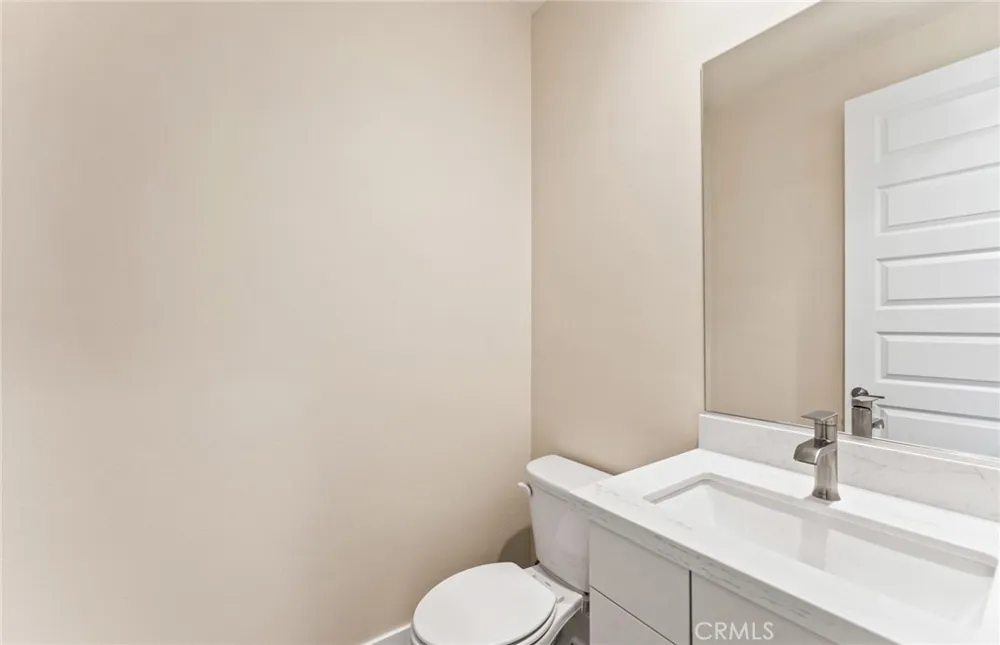 100 Pickwick Lane Burbank, CA 91506