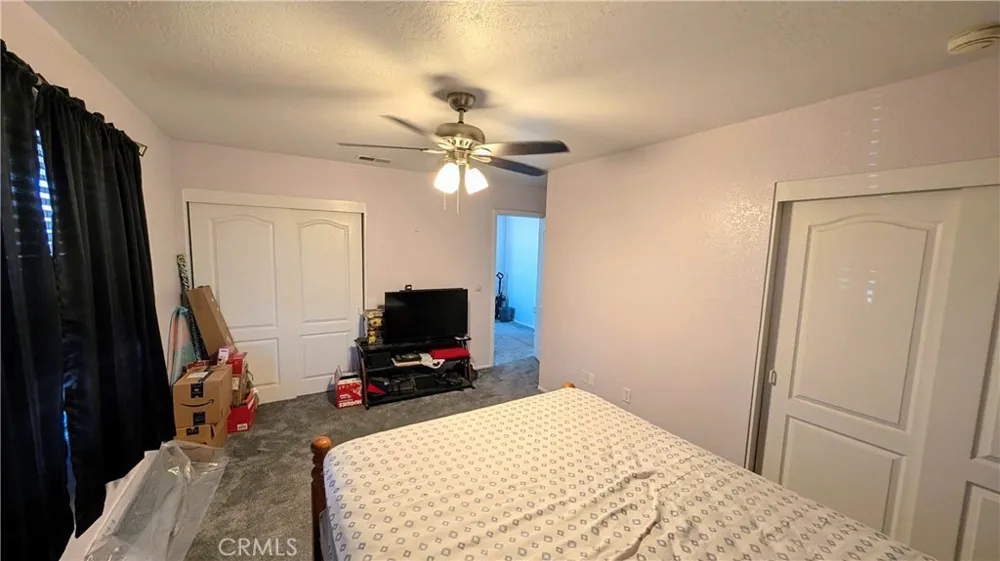 11746 Mohawk Road Apple Valley, CA 92308