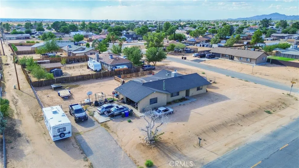 11746 Mohawk Road Apple Valley, CA 92308
