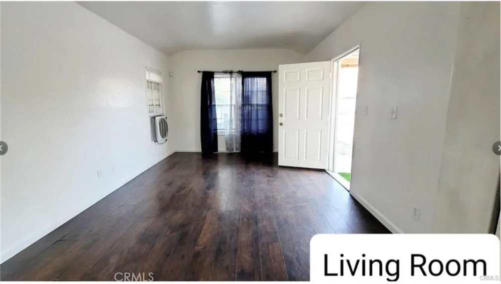 166 E 2nd San Jacinto, CA 92583