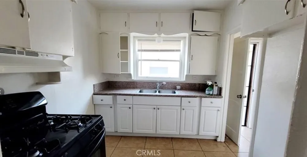 166 E 2nd San Jacinto, CA 92583
