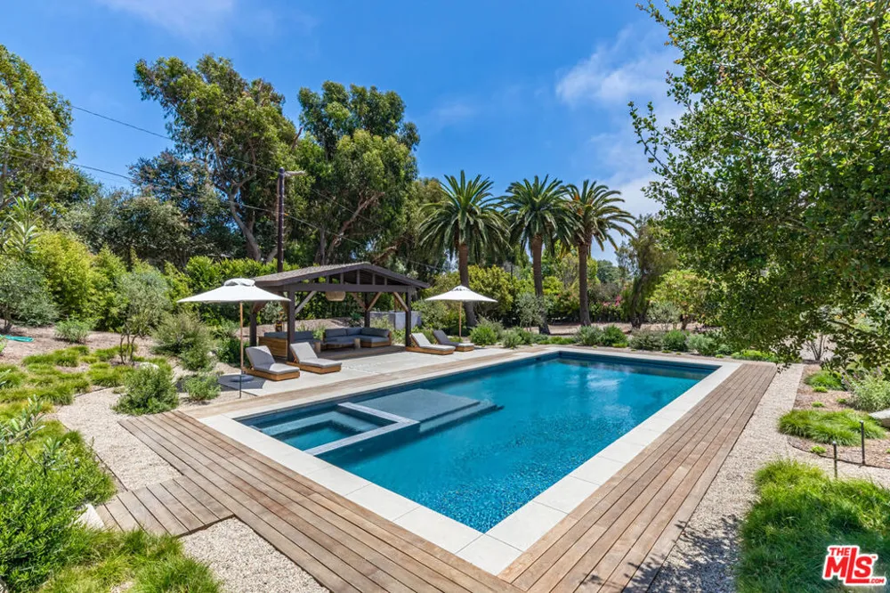 28873 Boniface Drive Malibu, CA 90265