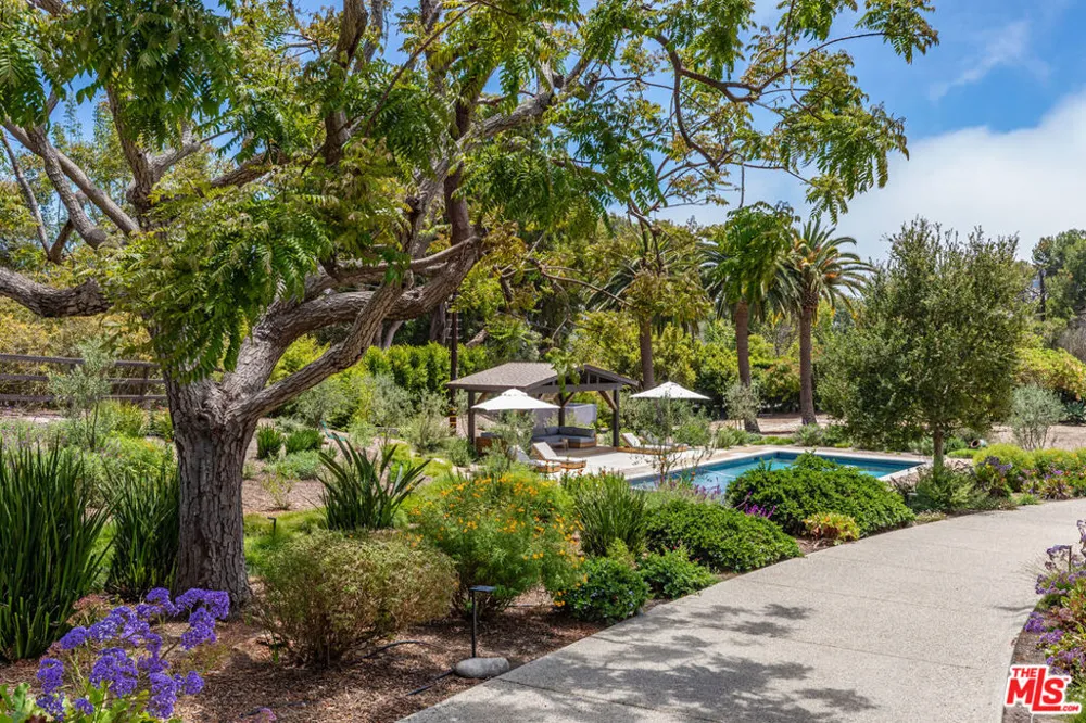28873 Boniface Drive Malibu, CA 90265