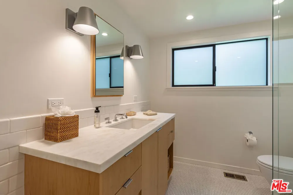 28873 Boniface Drive Malibu, CA 90265