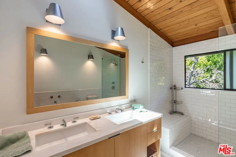 28873 Boniface Drive Malibu, CA 90265