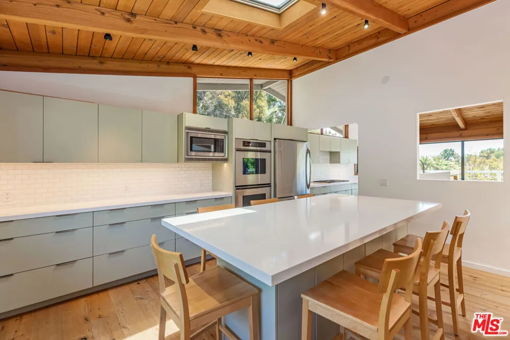 28873 Boniface Drive Malibu, CA 90265