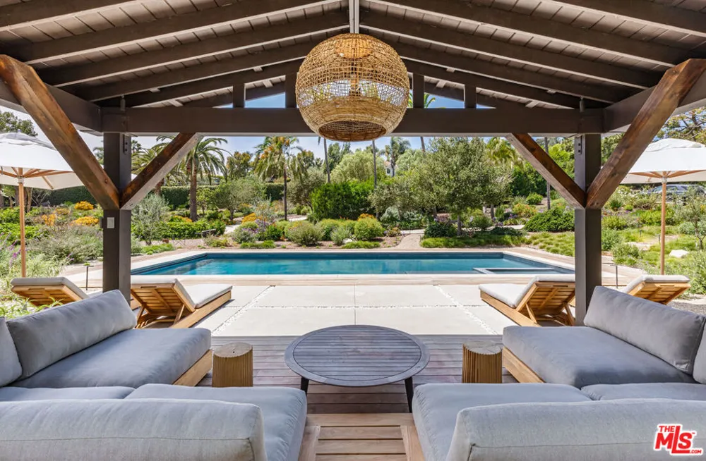 28873 Boniface Drive Malibu, CA 90265