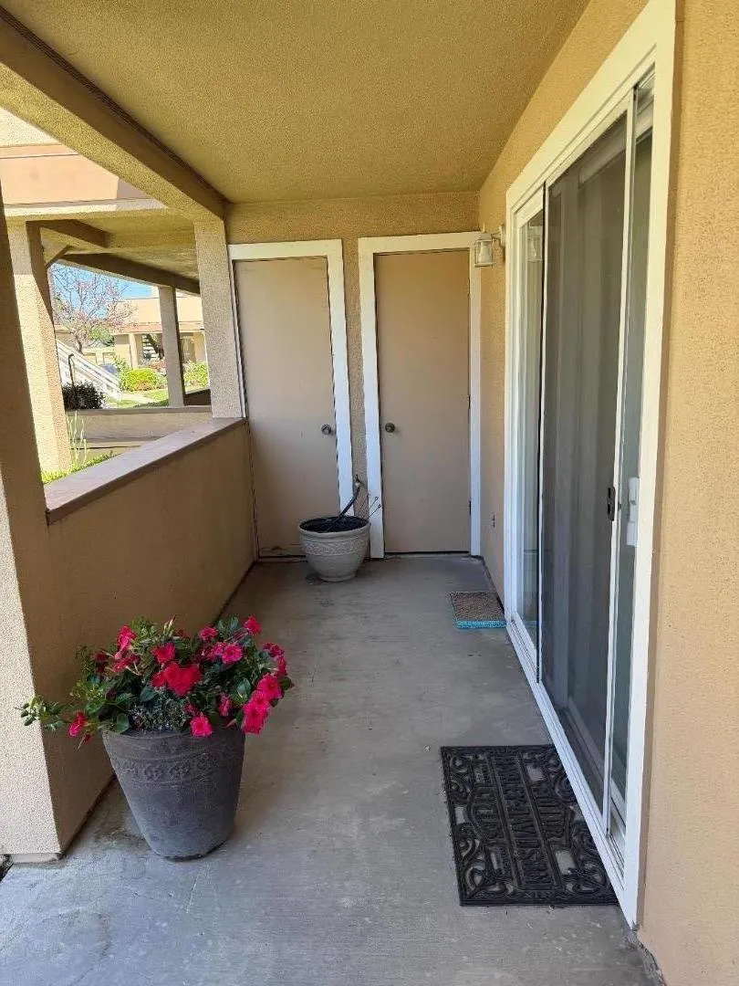30 W San Joaquin Street #5 Salinas, CA 93901