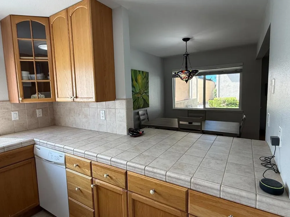 30 W San Joaquin Street #5 Salinas, CA 93901
