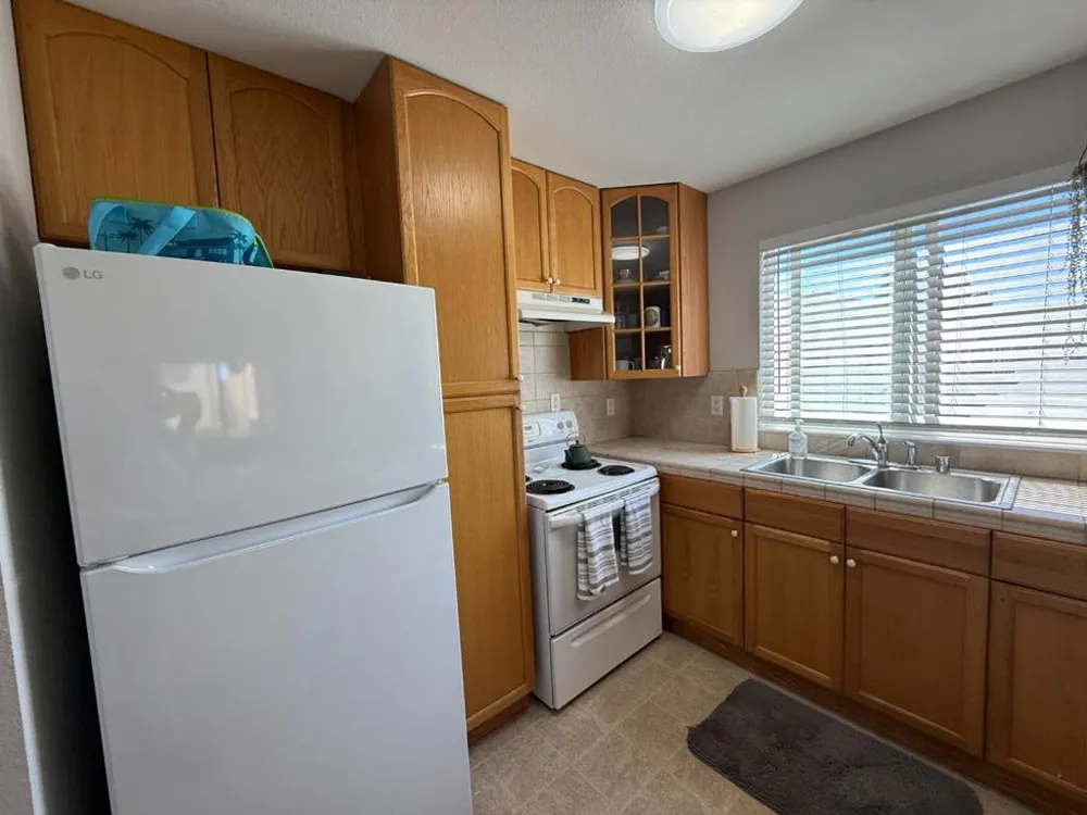 30 W San Joaquin Street #5 Salinas, CA 93901