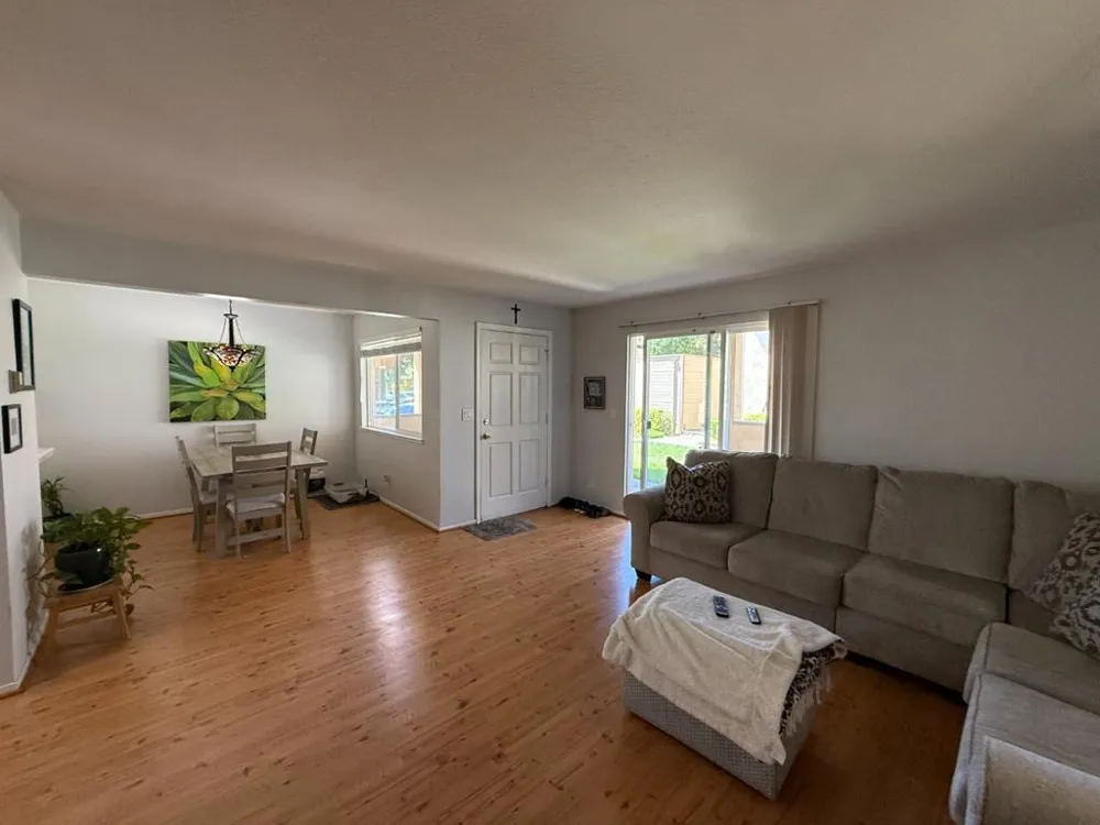 30 W San Joaquin Street #5 Salinas, CA 93901