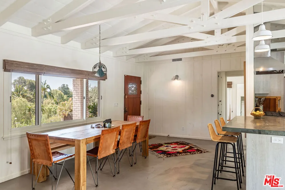 28901 Boniface Drive Malibu, CA 90265